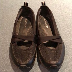 DKNY Black Slip On Ballet Sneakers! SZ 7.5